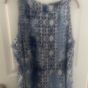 Zac & Rachel Blue and White Patterned Tank Top XL